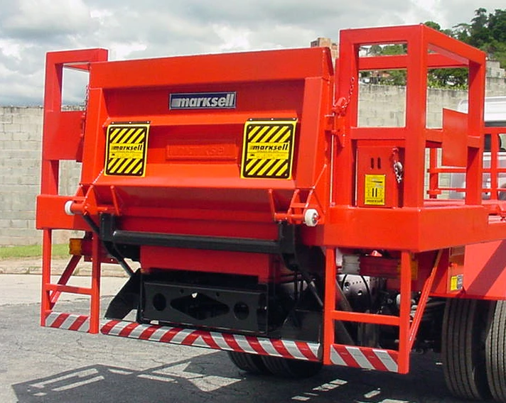plataforma-hidraulica-para-caminhao-3-4 carga 600kg